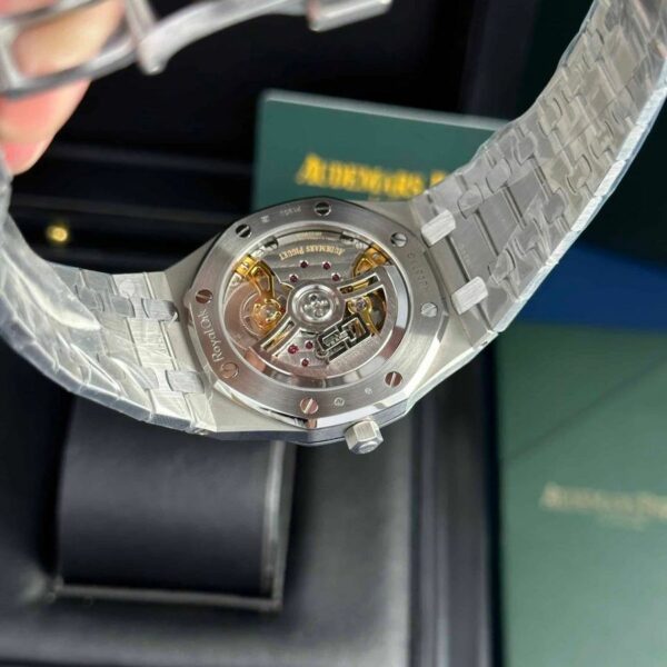 audemars piguet royal oak jumbo 15202pt oo 1240pt 01 watch 2181 en2sy
