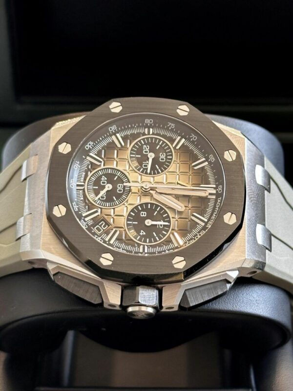 audemars piguet royal oak offshore chronograph smoked taupe 26420so watch 6235 t7tzx