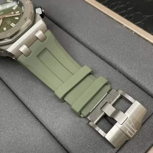 audemars piguet royal oak offshore diver 15720st oo a052ca 01 watch 3688 0dmwm