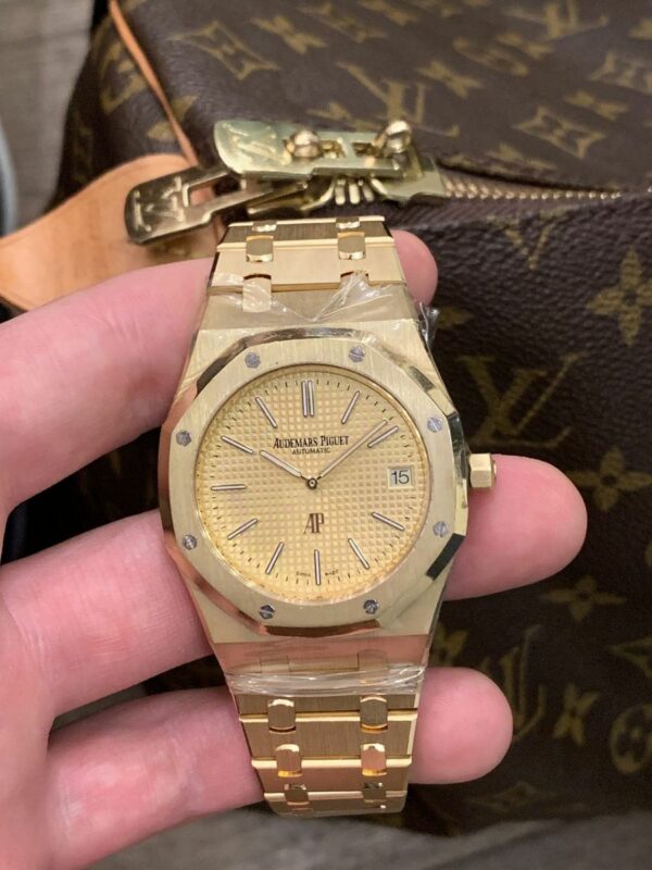 audemars piguet yellow gold royal oak jumbo watch 8869 twhsa