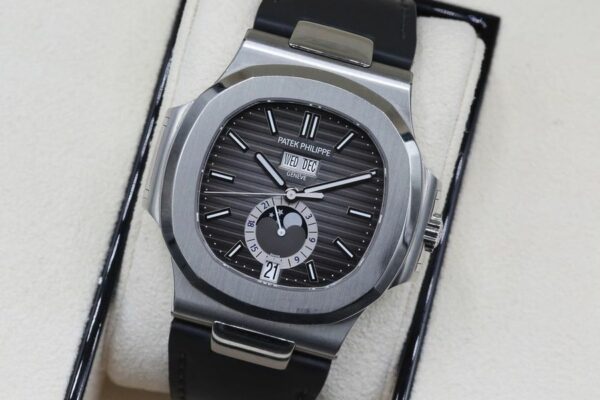 patek philippe nautilus 40 5mm black dial 5726a 001 watch 6483 ycbvv