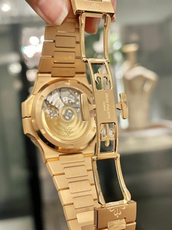 patek philippe nautilus 5990 1r 001 watch 9249 nvfxz