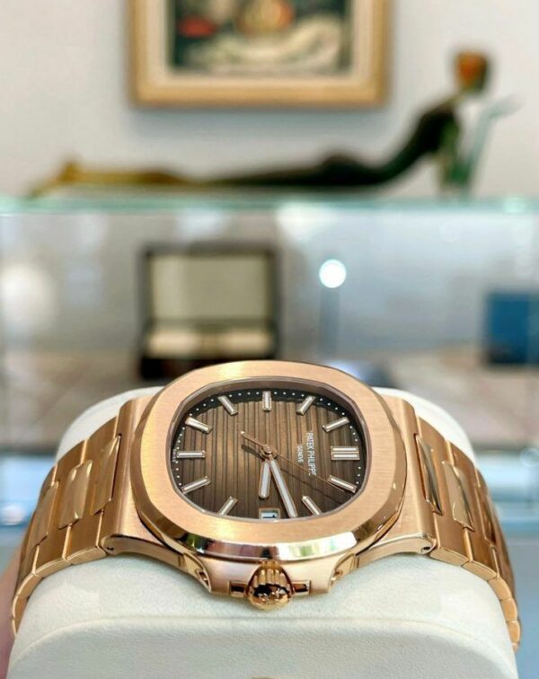 patek philippe nautilus rose gold 5711 1r 001 with lightdark brown gradated dial watch 9253 eksmk