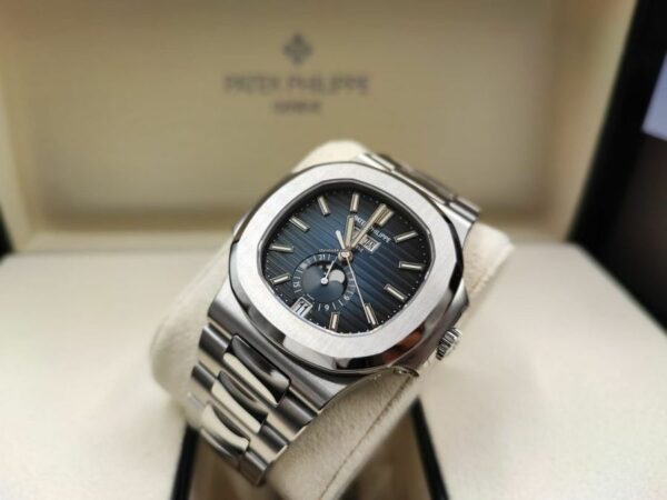 patek philippe nautilus steel 5726 1a 014 with black gradated dial watch 6727 tuypq